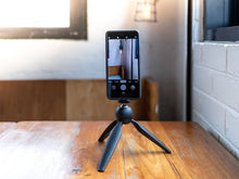 Load image into Gallery viewer, Capture Kit - All Pixel Devices
